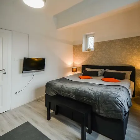 Kavon Appartement *